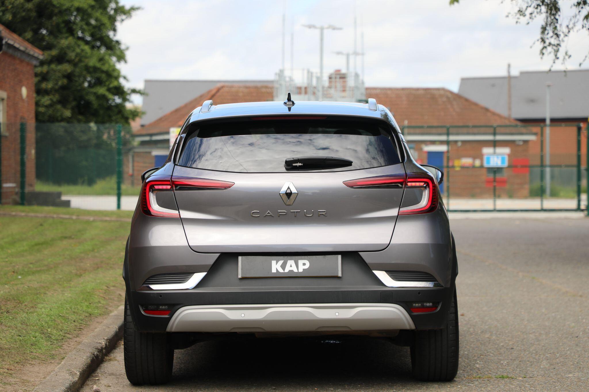 Large vehicle image